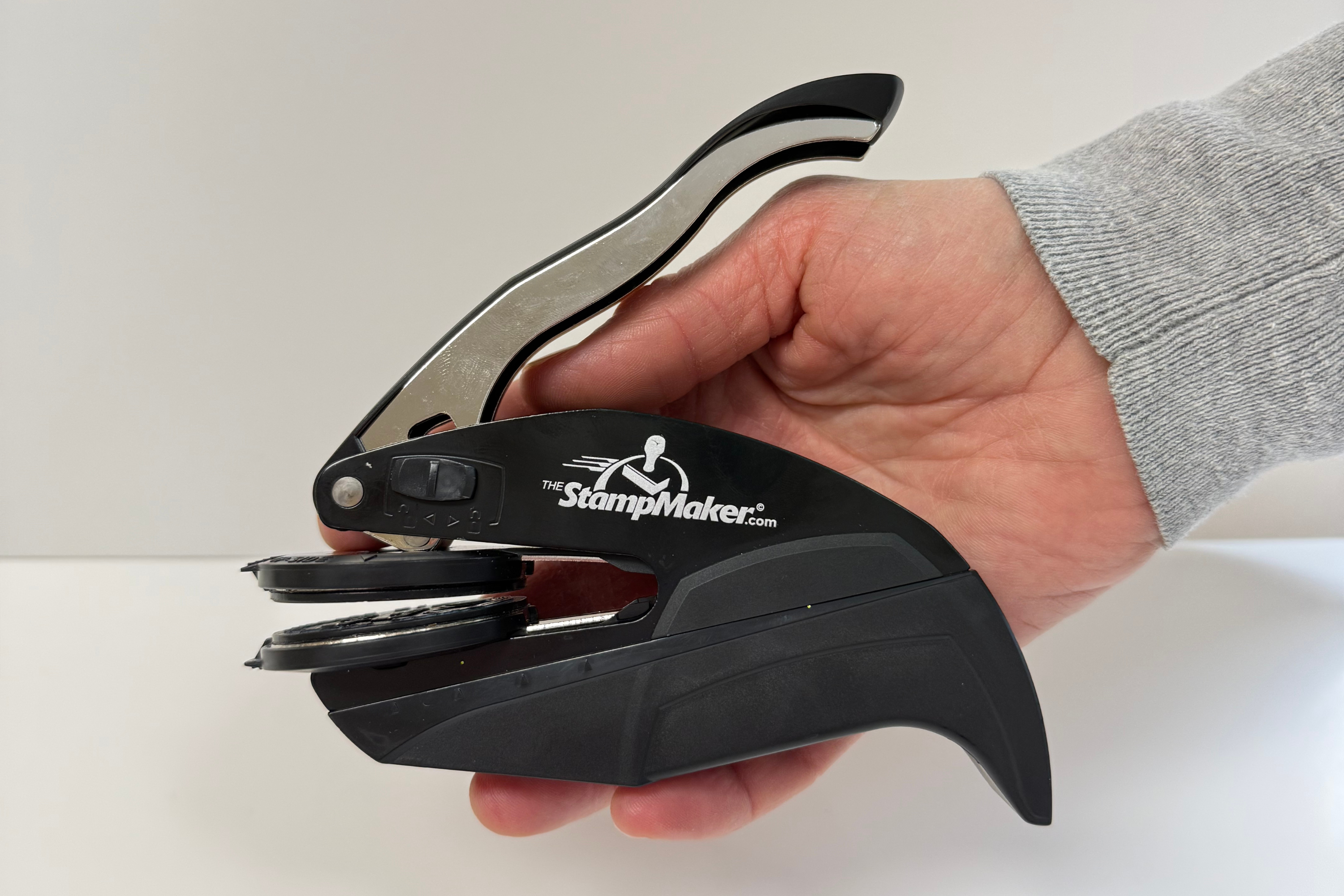 Your Pocket Embossing Seal will now be open